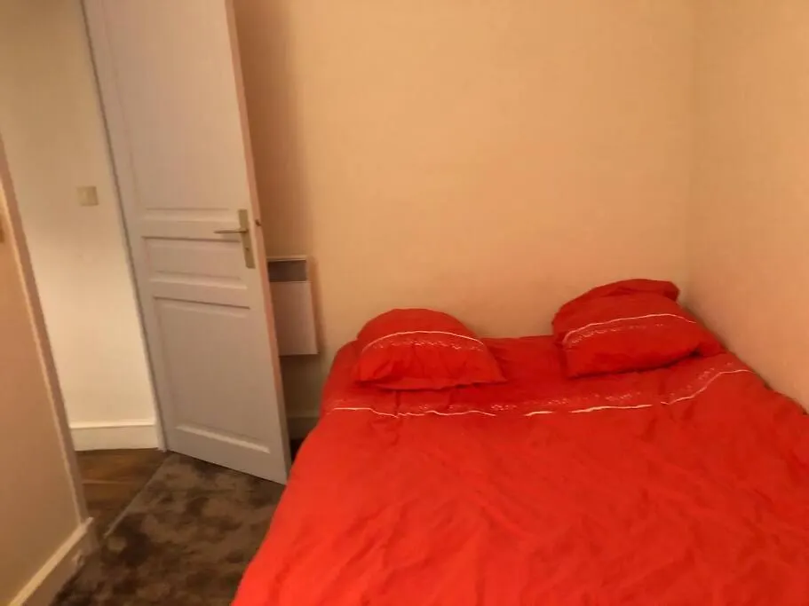 Beautiful Apartment,Near Center Parijs